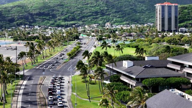 Kalaniana&rsquo;ole Hwy in Hawaii Kai