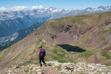 Fototapeta premium Ibones de Barleto, route of ascent to Punta Suelza, 2972 meters, Huesca, Spain