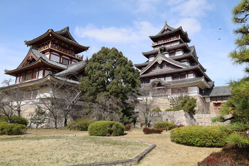 A Japanese castle : a scene of the donjon of Fushimi-jou Castle in Kyoto 日本のお城：京都にある伏見城の天守閣の風景