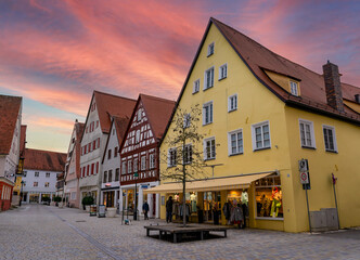 Fototapeta na wymiar old town Noerdlingen ,bavaria germany at sunset