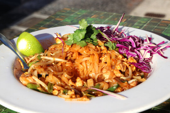 Venice California October 29, 2020
Natalee Thai Asian Cuisine Pad Thai