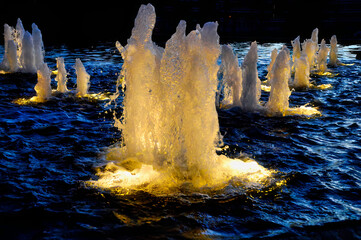 fountain in the night