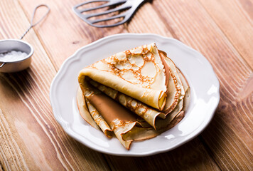 Fresh pancakes - 745892737