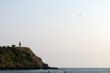 View of the paragliding by the cliff