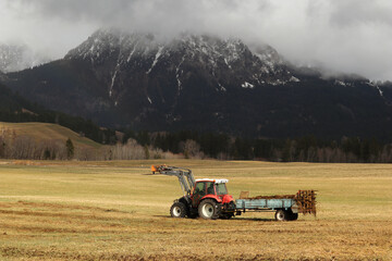 Feld düngen © Klaus Eppele