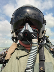 F-16 fighter pilot © Jay