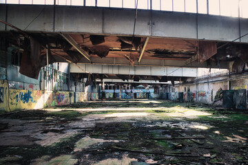 Old Abandoned Factory  - Verlassener Ort - Beatiful Decay - Verlassener Ort - Urbex / Urbexing -...