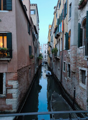 Fototapeta na wymiar Venice, houses on the Venetian canals
