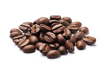 Naklejka premium Bunch of coffee beans on isolated white background