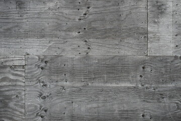 Plywood used as siding.