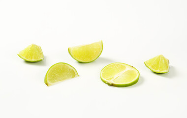 Pieces of fresh lime fruit - 746174794