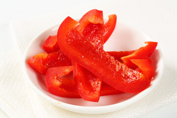 Slices of red bell pepper - 746174979