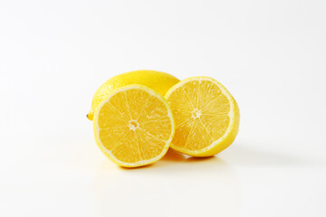 Fresh lemon fruits - 746174998