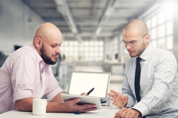 Obraz premium Documents, meeting business people in office