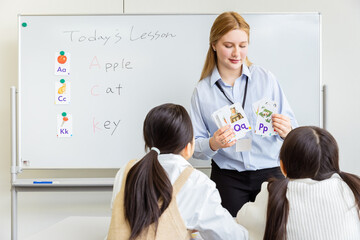 小学生と外国人講師　foreign lecturer