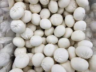 The khinkali is frozen. Frozen food to the supermarket.