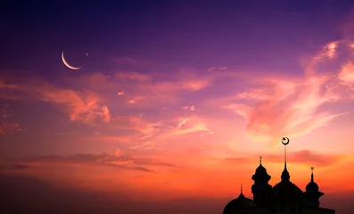 Tableaux ronds sur aluminium brossé Half Dome mosque dome mosque light of hope arabic islamic architecture and half moon and the sky has stars The mosque is an important place in Islam. 