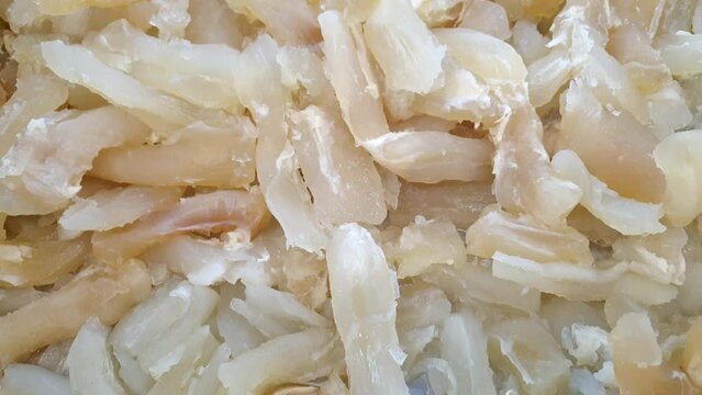 Prepared peeled beef tendon selling in market supermarket Asian cow trotter meal