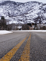 The road leading to the mountains