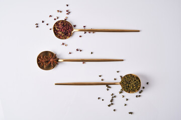 sichuan pepper powder & crushed spices