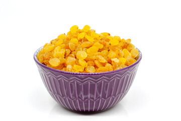 Raisins in a bowl