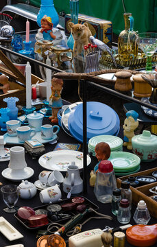 Stand auf dem Antik- und Flohmarkt