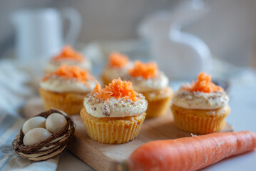 Homemade Carrot Cupcakes with Cream Cheese Frosting for Easter - 746326777