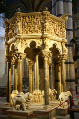 Fototapeta premium Prayer pulpit of Siena Cathedral-Cattedrale Metropolitana di Santa Maria Assunta, Tuscany, Italy