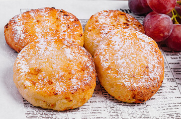 Cottage cheese pancake with grape