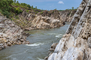 Naklejka na ściany i meble Dhuandhar (Dhuadhar ) waterfalls, Bheraghat, Jabalpur, Madhya Pradesh, INDIA.