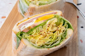 Macaron, cranbrae, pork bar, blueberry, cheese, yogurt, dacquoise, injeolmi, rice cake, matcha, chocolate, Oreo, hazelnut, black sesame, ham, sandwich,