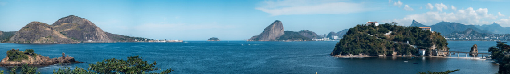 Fototapeta na wymiar Scenic Panorama of Rio bay