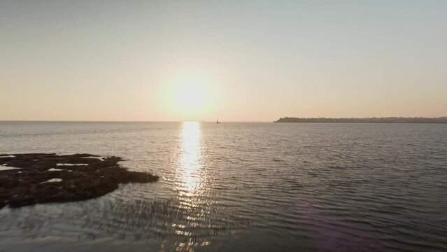 Vue a&eacute;rienne drone de carrelets en Charente-Maritime au coucher du soleil