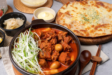 Korean food, spicy, ripe kimchi, ribs, steamed, cream, side dishes, kimchi, corn cheese,