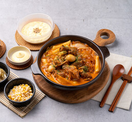 Korean food, spicy, ripe kimchi, ribs, steamed, cream, side dishes, kimchi, corn cheese,