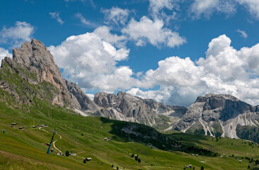 Fototapeta na wymiar beautiful view of the rocky dolomites of south tyrol in summer