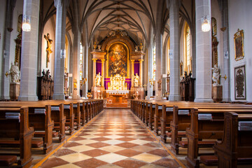 Fototapeta na wymiar Inside of the church of St. Phillipus und Jakobus, Altotting,, Bavaria, Germany