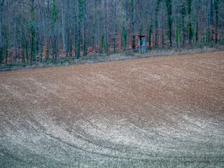 Feuchter Ackerboden nach vielem Regen
