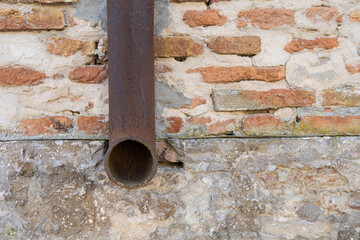 the old pipe of a gutter