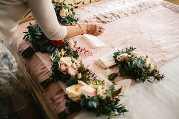 Arranging Wedding Bouquets for brides maids