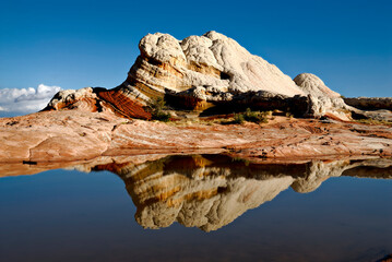 Fototapeta na wymiar Rock formation at White Pocket, Coyote Buttes South