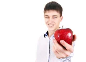 Teenager show an Apple