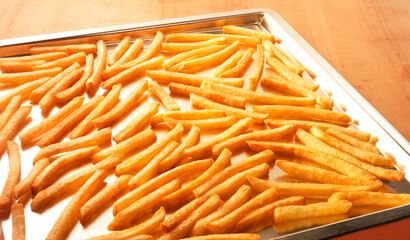 Pommes Frites, Kartoffeln, Backblech, Fritten, gebacken,