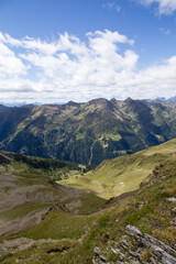 Naklejka premium Osttirol vom Roten Kinkele aus, unten Kamelisenalm