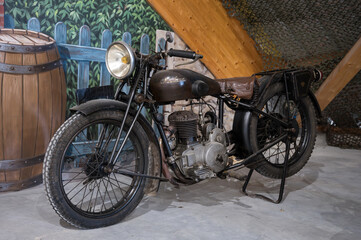 Motorbike 1932 MODEL B33A 250CC 1 CYL