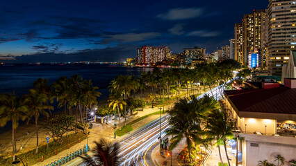 ハワイ　ワイキキ　夜景