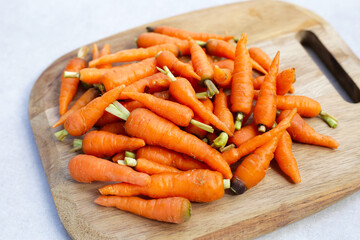 Fresh baby carrot, Excellent source of vitamin A and beta-carotene