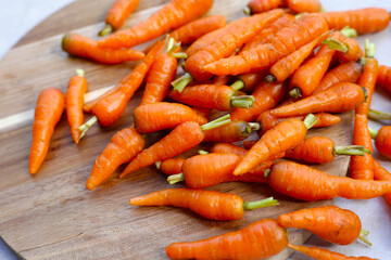 Fresh baby carrot, Excellent source of vitamin A and beta-carotene