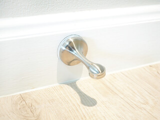 Stainless steel magnetic door stopper, suction type door stopper. 