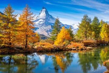 Fototapete Fallen Zermatt, Switzerland at Lake Grindjisee  © SeanPavonePhoto